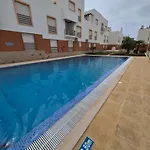 Bright Flat W/ Terrace & Pools By Hostwise Apartmán Tavira