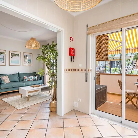 Bright Flat W/ Terrace & Pools By Hostwise Apartmán Tavira