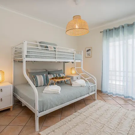 Bright Flat W/ Terrace & Pools By Hostwise Apartament *